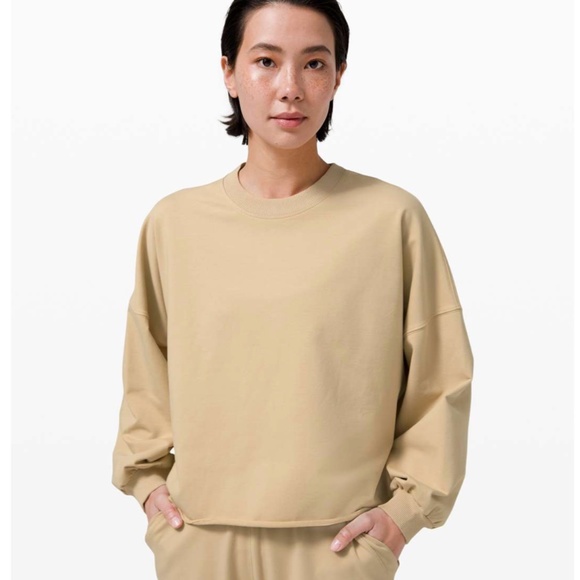 Lululemon LA Oversized Boxy Crew - Picture 3 of 6